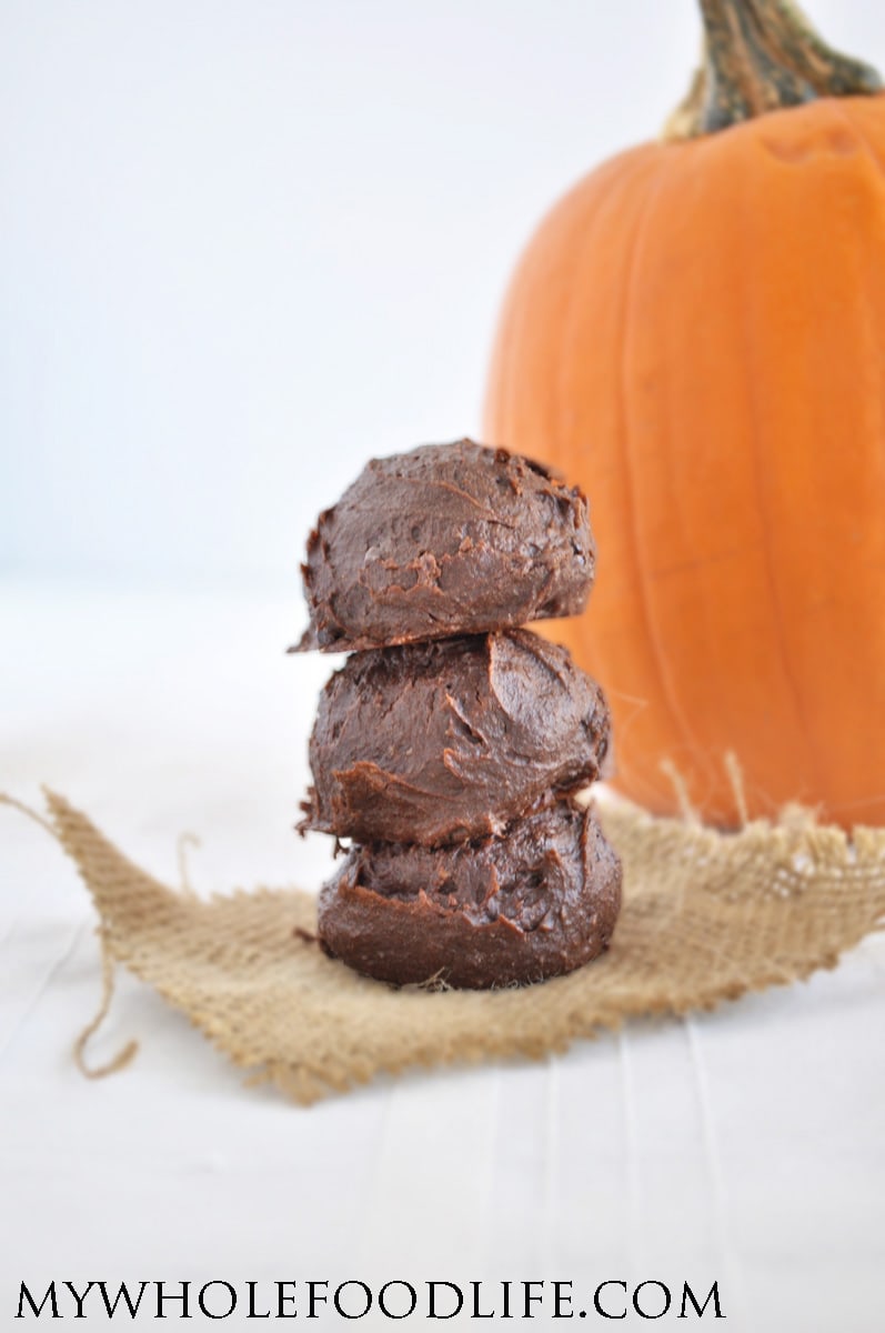 flourless pumpkin chocolate cookies